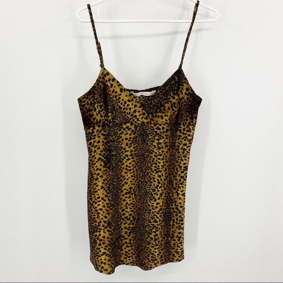 Victoria's Secret Leopard Slip Large - Picture 1 of 7